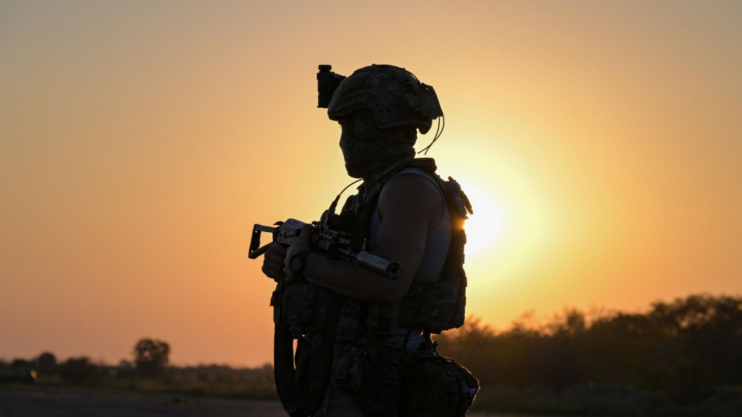 Песков: Россия должна продолжать спецоперацию, чтобы одержать победу